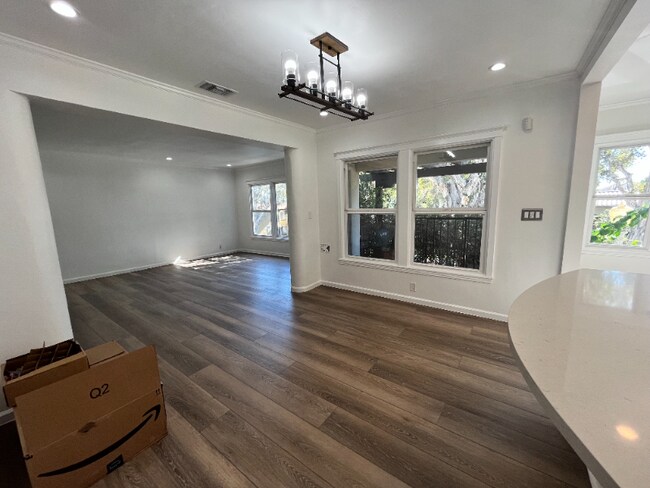 Building Photo - 5351 Packard St