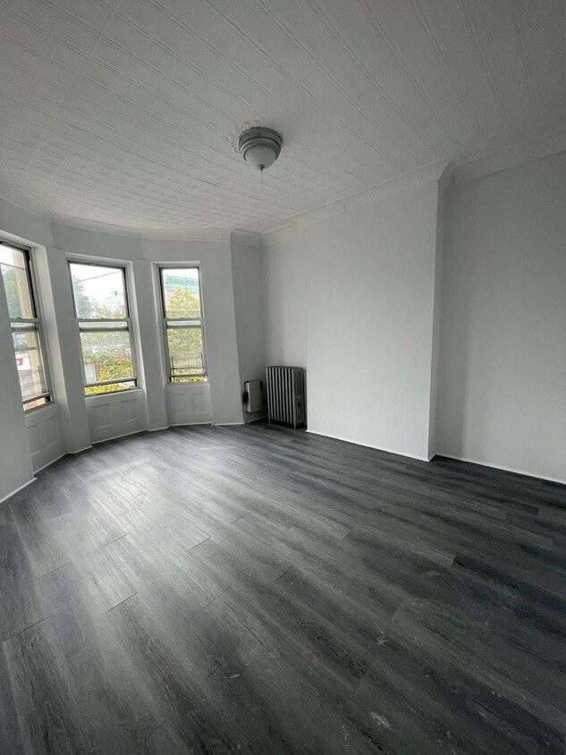 Foto del edificio - 1065 39th St