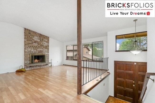 Foto del edificio - Redmond Gem! Live in the award-winning Lake Washington School District.