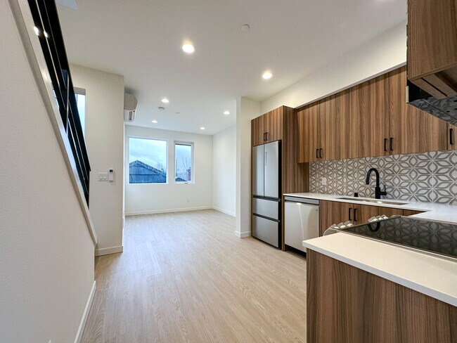 Foto del edificio - 215 17th Ave S