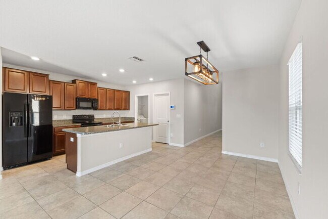 Foto del edificio - 4263 Unbridled Song Dr