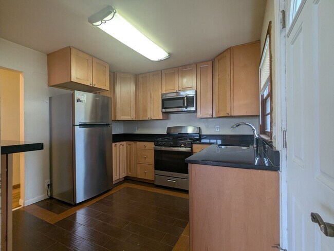 Foto del edificio - 6903-6903 Buchanan St