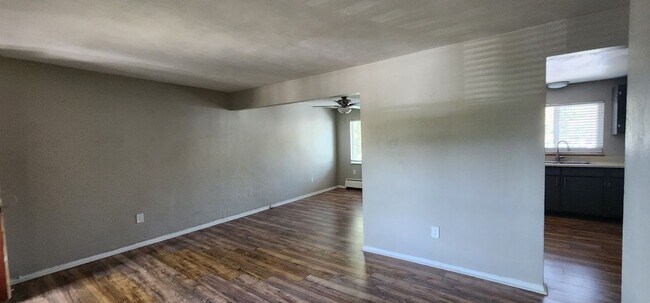 Foto del edificio - 7095 W 13th Ave