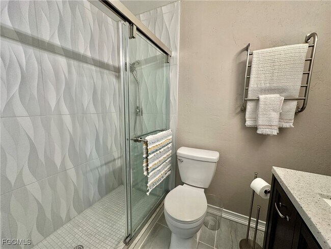 Foto del edificio - 15427 Crystal Lake Dr