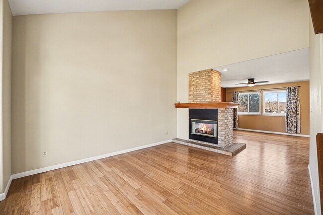 Building Photo - 5356 W 100th Ct