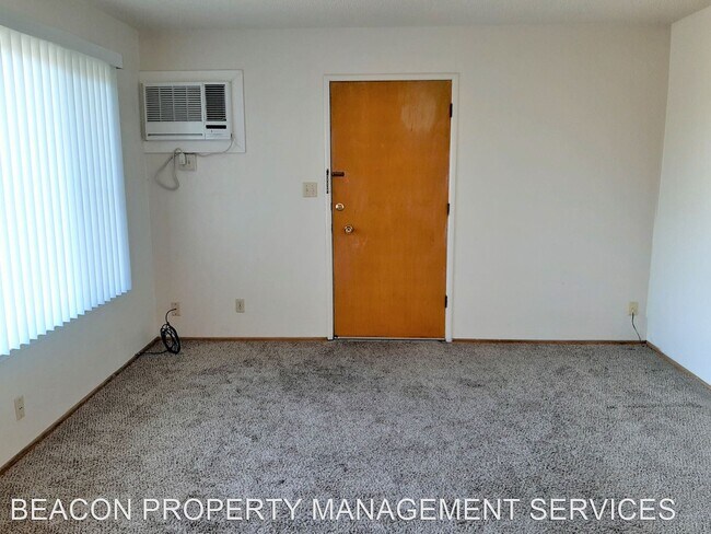 Foto del edificio - 504-508 E Elm St