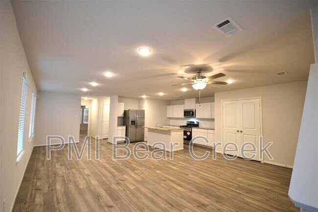 Building Photo - 18827 Glenwood Chase Ct