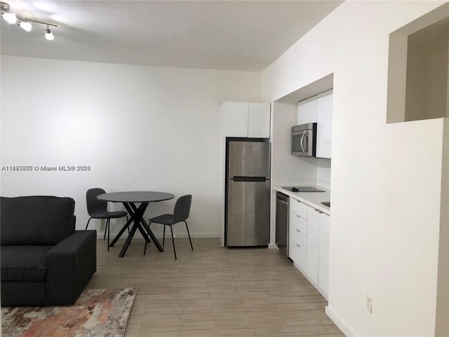 Foto del edificio - 1611 Meridian Ave