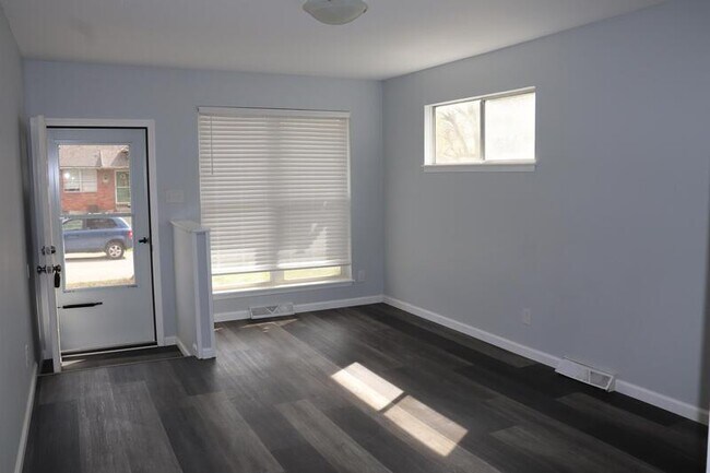 Foto del edificio - 3714 NE 42nd Terrace