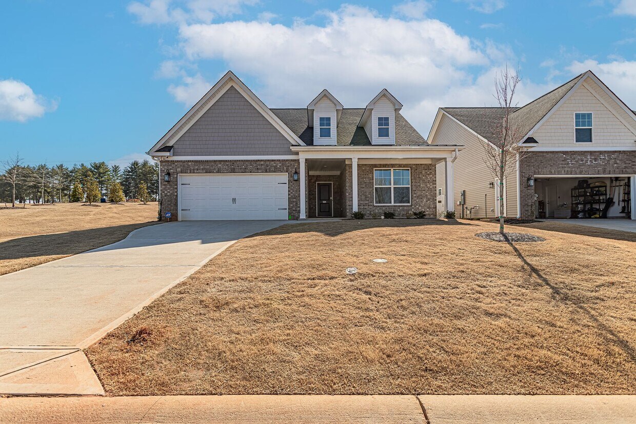 501 Clairbrook Ct, Greer, SC 29651 House Rental in Greer, SC