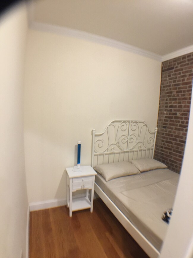 Foto del edificio - 246 W 108th St