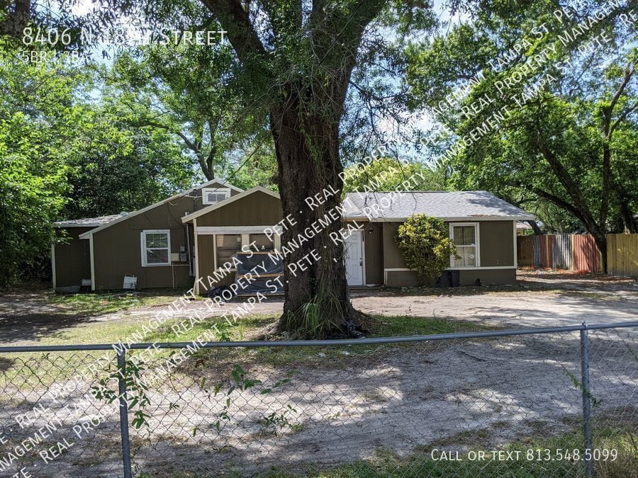 Primary Photo - ***SECTION 8 WELCOME***