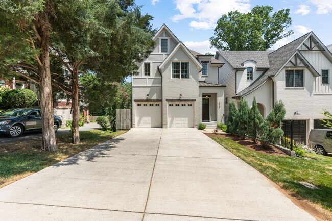 Building Photo - 1018 Gale Ln