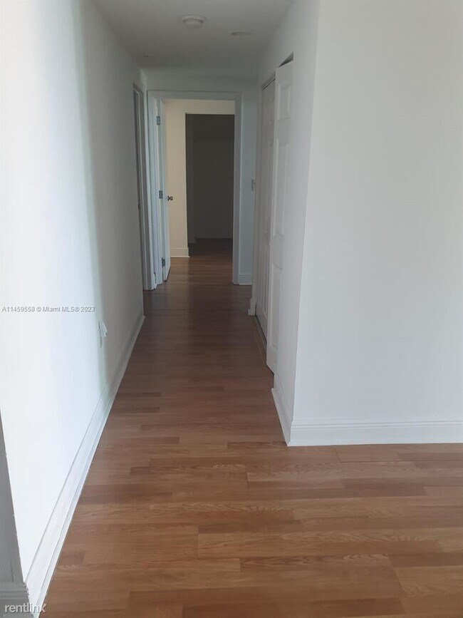 Foto del edificio - 2 br, 2 bath Condo - 1250 S Miami Ave Apt ...