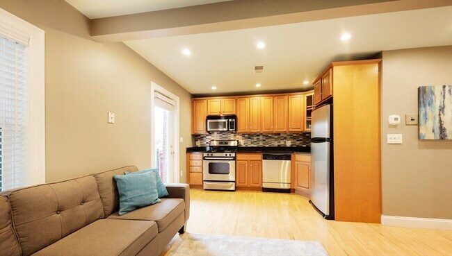Foto del edificio - 762 E 6th St