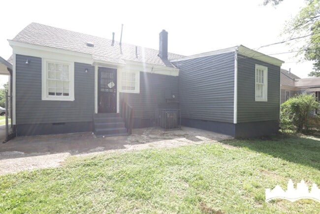 Building Photo - 871 Freeman St