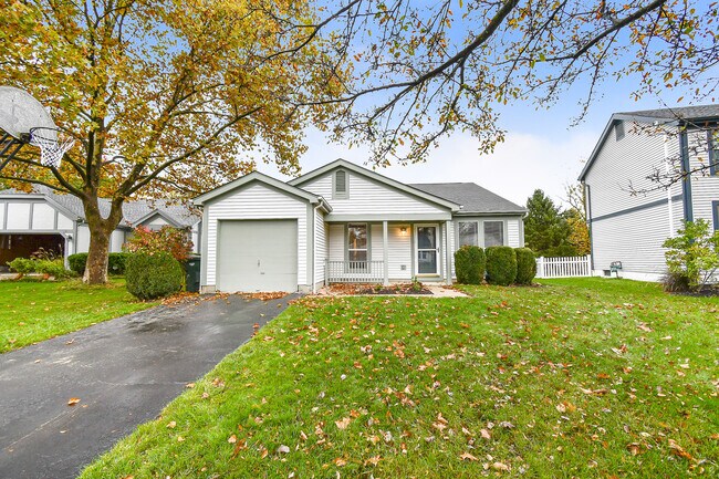 Welcome friends and family to your charming new home. - 7736 Thorncroft Ct