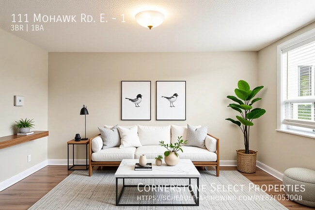Building Photo - Updated 3 Bedroom In Triplex