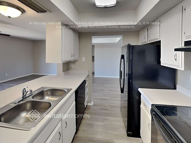 Foto del edificio - 5720 N 48th Ln