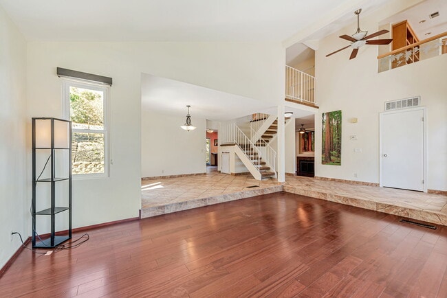Foto del edificio - 520 Weybridge Dr