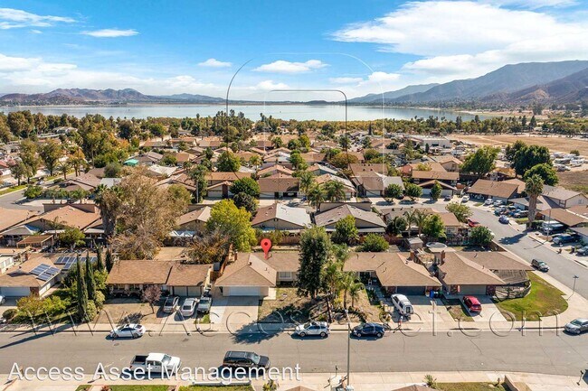 Foto del edificio - 3 br, 2 bath House - 1110 Buchanan St