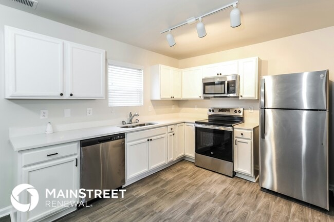 Foto del edificio - 7163 Tanger Blvd