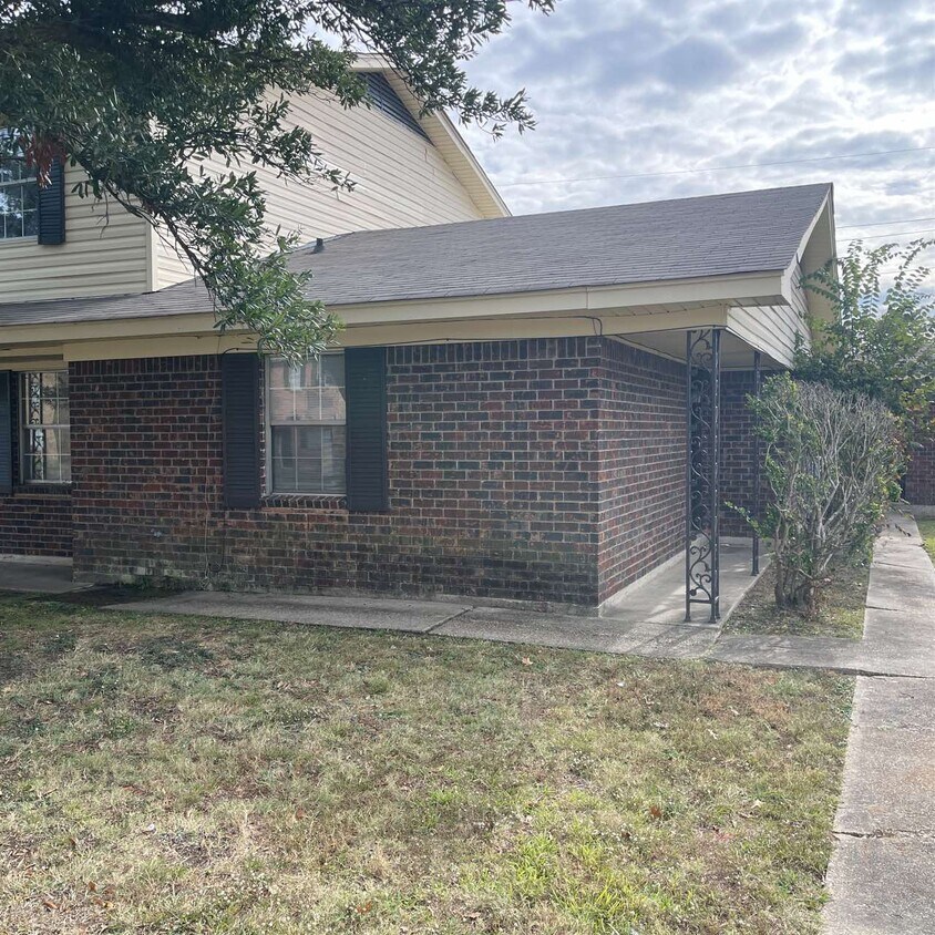 65 W Elmwood Dr, Monroe, LA 71203 Townhome Rentals in Monroe LA