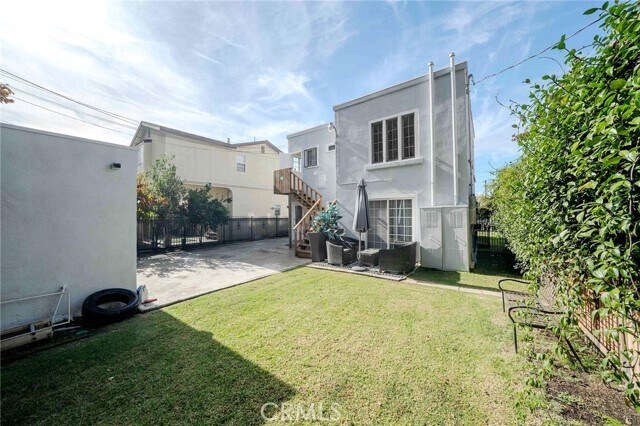 Foto del edificio - 736 S Gramercy Dr