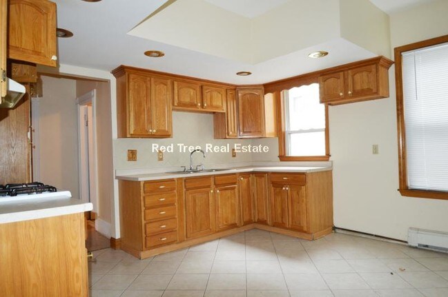 Building Photo - 30 Egleston St