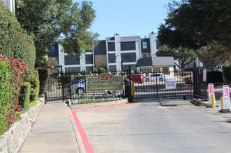 Building Photo - 11470 Audelia Rd