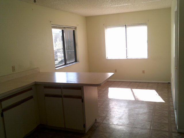Building Photo - 5370 Maccaughey Dr