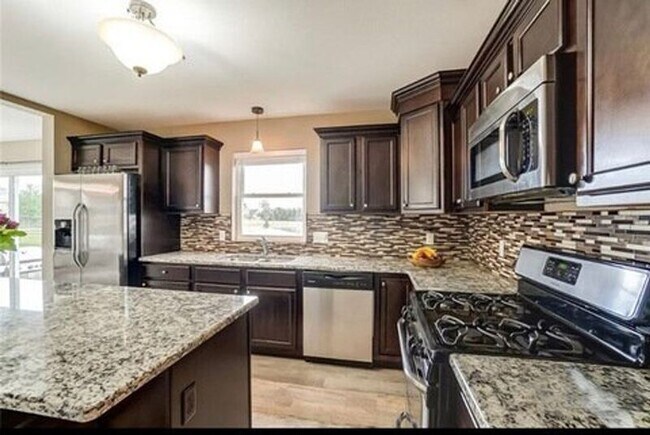 Foto del edificio - 8914 Red Hawk Ct