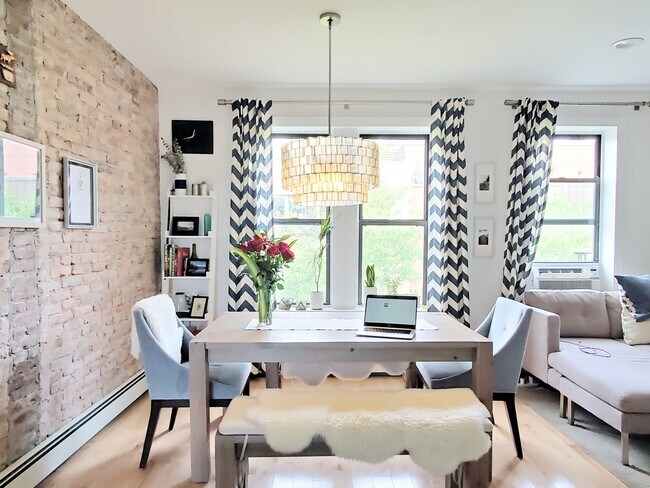Dining Room - 122 Sterling Pl