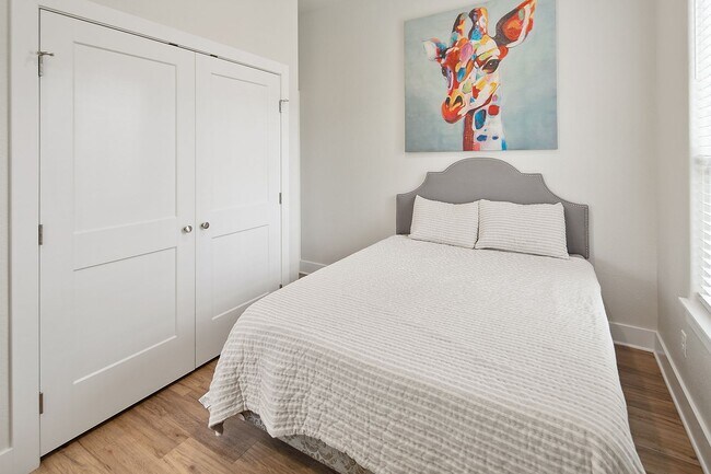 Foto del edificio - February Pre-Lease!! Gorgeous 1/1 in the H...