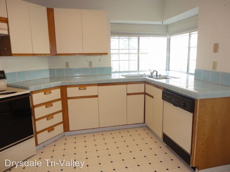 Foto del edificio - 3524 Baywood Cir