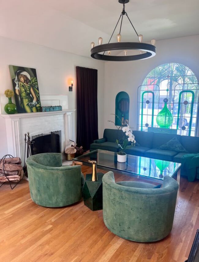 Foto del edificio - 8650 Olin St