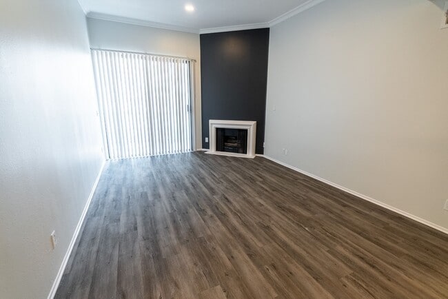 Interior Photo - 5235 Kester Ave