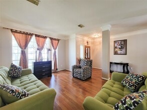 Building Photo - 8002 Weeping Willow Pl