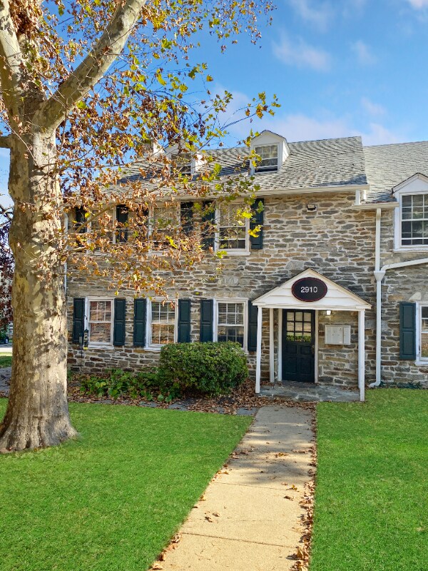 Foto principal - 2920 Midvale Ave