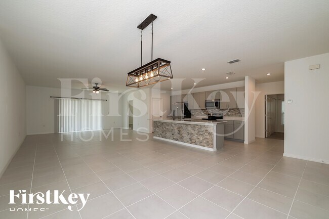 Foto del edificio - 5007 Vellacito Way