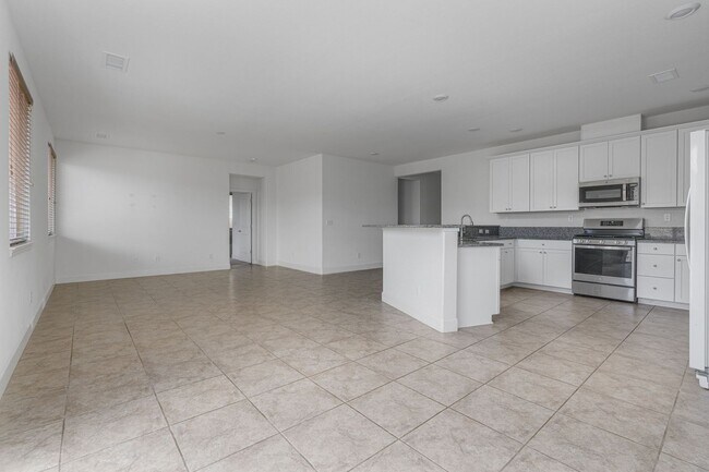 Building Photo - New Home In Carson Valley