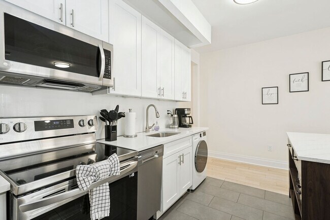 Foto del edificio - 387 6th Ave