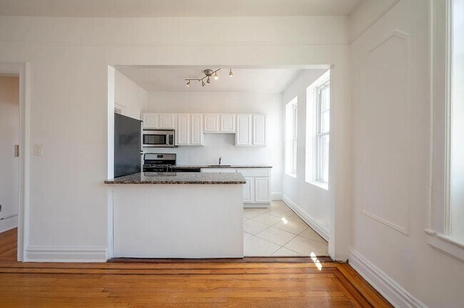 Foto del edificio - 340 Fairmount Ave