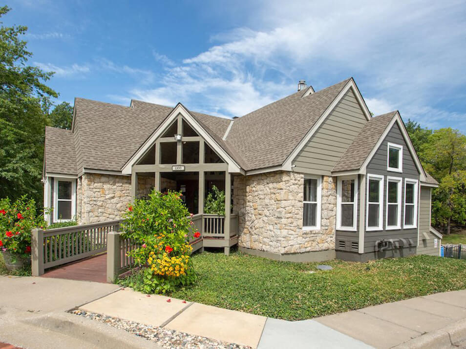 The Retreat at Walnut Creek Apartments in Kansas City, MO