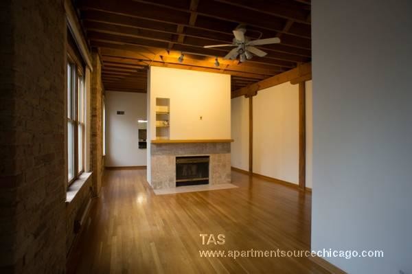 Primary Photo - 1013 W Webster Ave