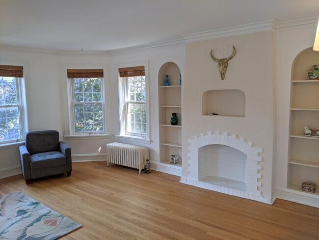 Foto del edificio - 3 bedroom in Evanston IL 60202