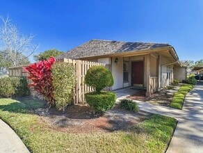 Building Photo - 856 Creekway Ct