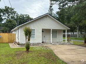 Building Photo - 324 Lena St