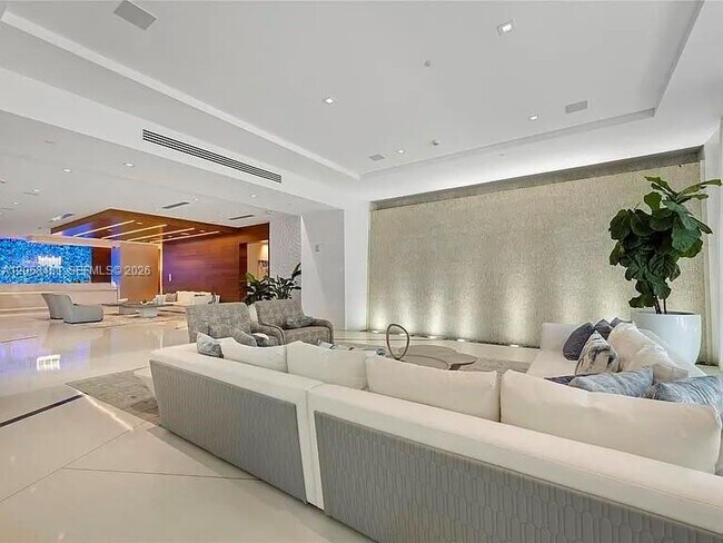 Foto del edificio - 300 Sunny Isles Blvd