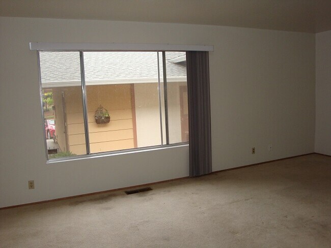 Foto del edificio - 1117 Kottinger Dr